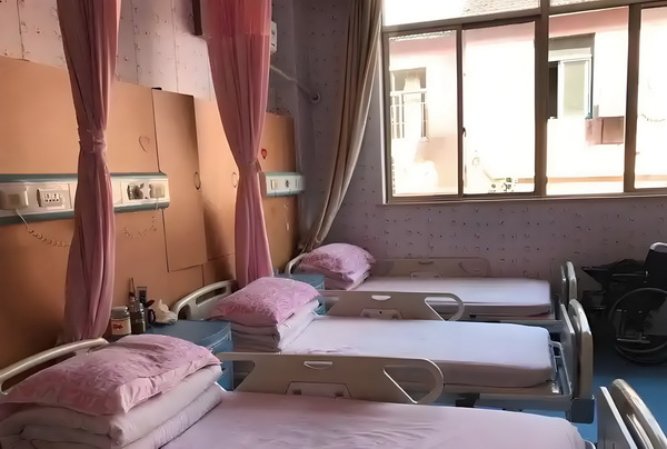 深圳 招调工落户_「女性互助」大潮中，为什么《花漾》要呈现女性关系中的「毒性」成分？ 步行社区可达医院分钟
